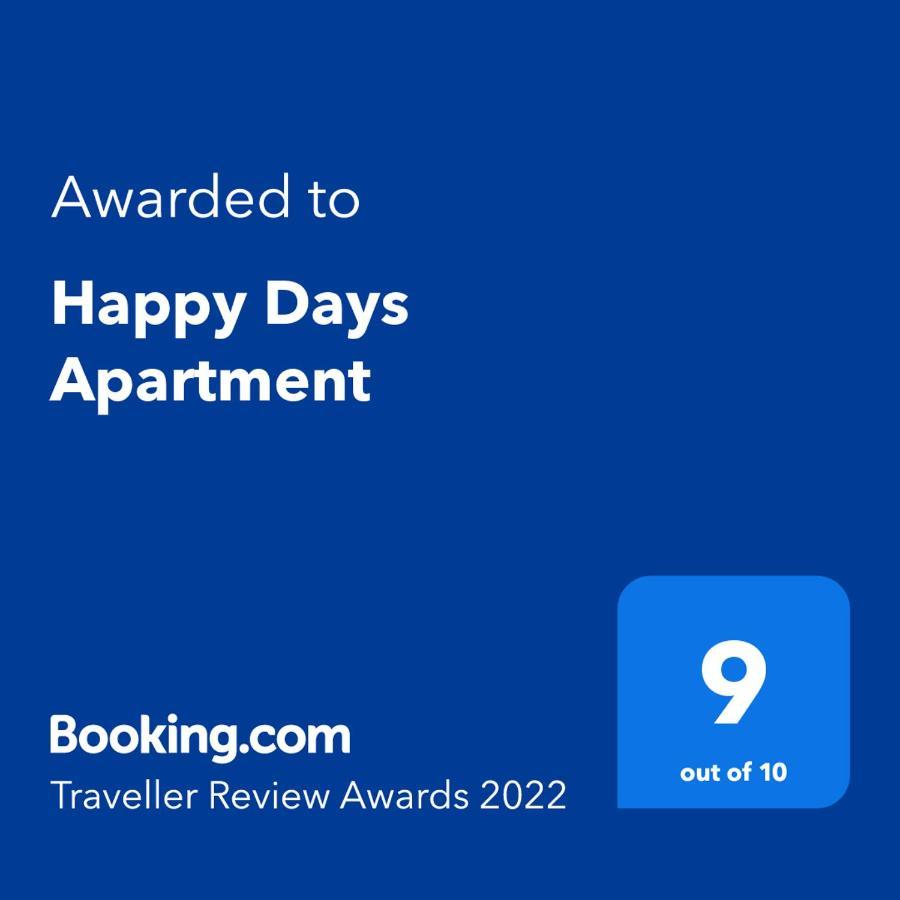 Happy Days Apartment Tiros Bagian luar foto